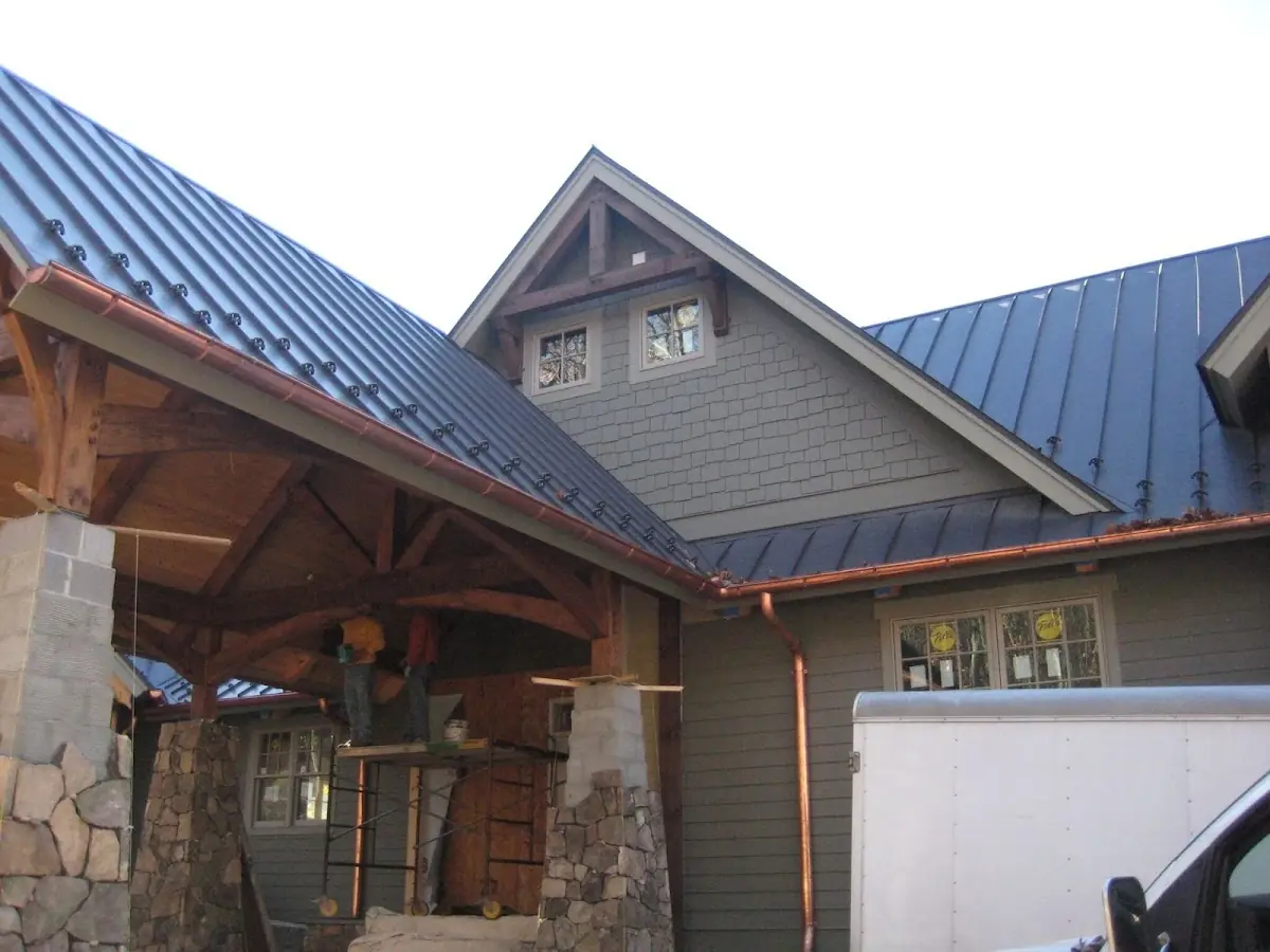 Craftsman Roofing team delivering quality roofing work in East Palo Alto